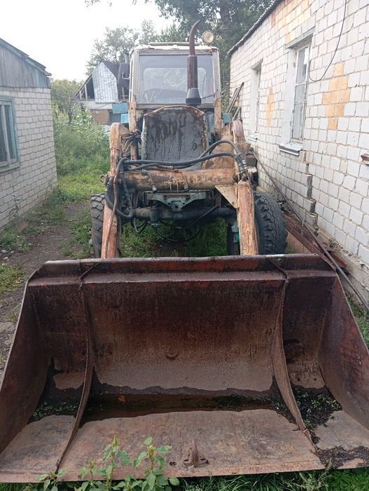 Продам трактор ЮМЗ с куном