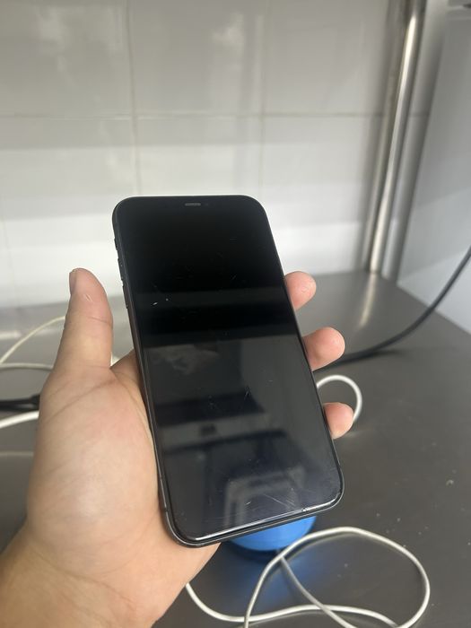 Iphone 11 черного цвета