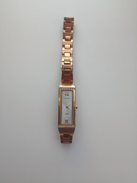 Продам часы Romanson