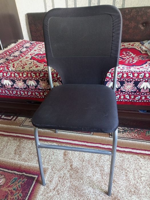 Продам новый железный стул