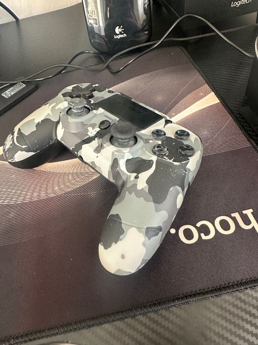 Продам джойстик для пс 4