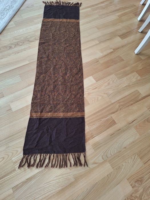 Esarfa  din  matase   vintige