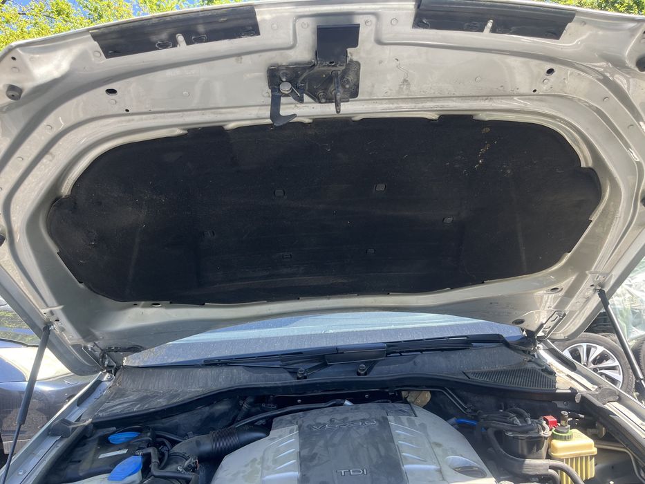 Преден капак за Audi Q7 4l Ауди КЮ7 4л