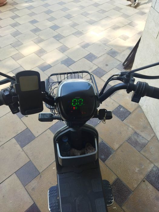 Skutir sotiladi balo'ni razmeri 16