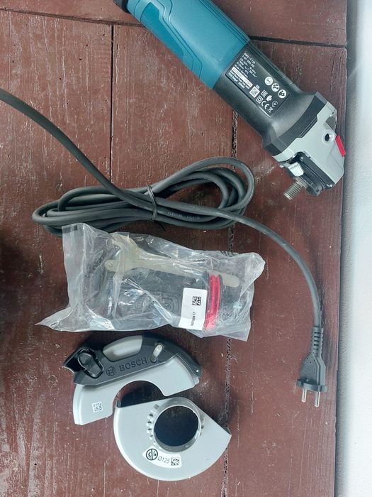 Flex profesional bosch GWS 17-125