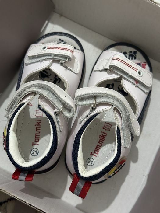 Детский обувь.   .