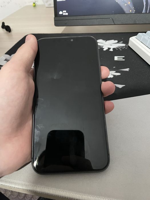 Айфон 11 хороший состояние