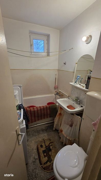 Vand ap cu 2 camere parter Scoala 5