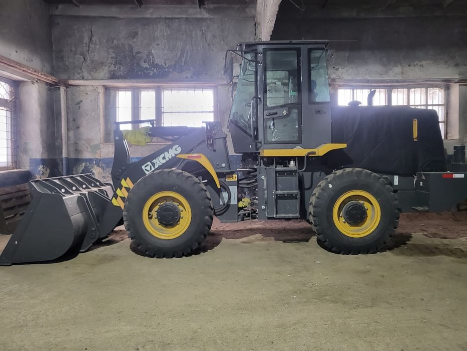 Услуги фронтального погрузчика