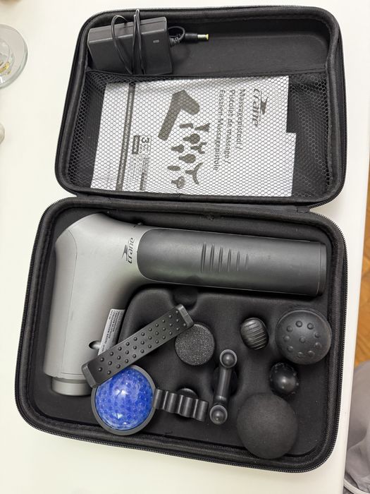 Aparat de masaj profesional  nou nout pret 150 lei