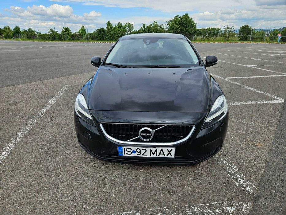 VOLVO V40 2017 — imagine 2