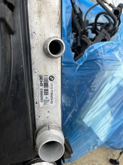 Перка радиатори бмв/bmw e60 e61 бмв е60 е61 радиатор перка 530d 530d