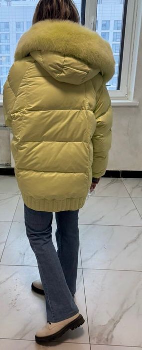 Пуховик теплый красивый