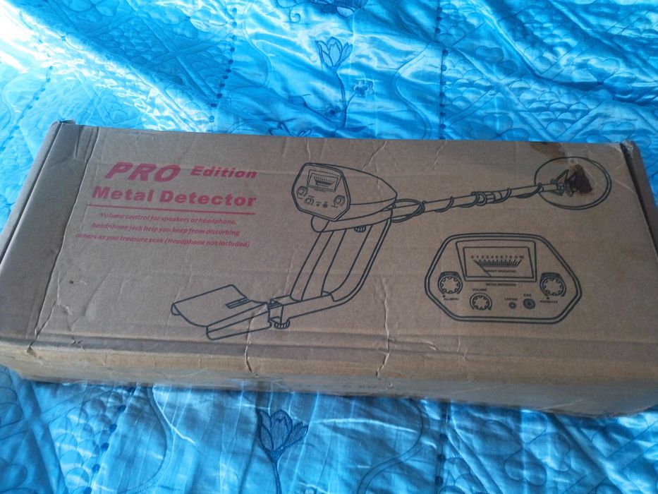 Гарантие нет но он почти новый