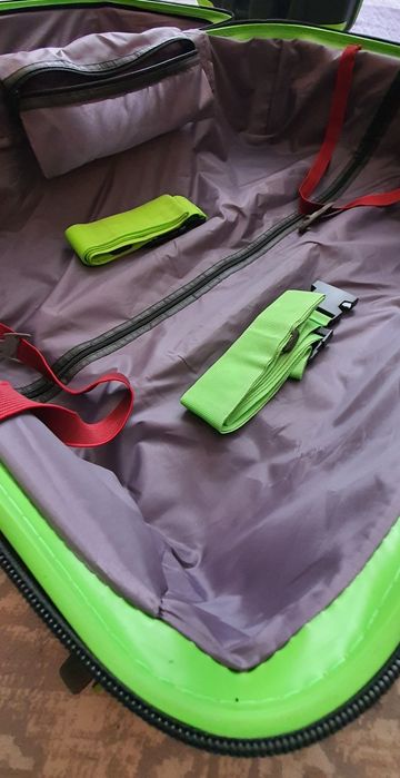 Чемоданы для путешествий