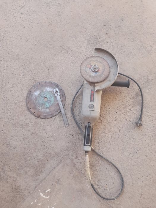 Срочно продаются Болгарка.