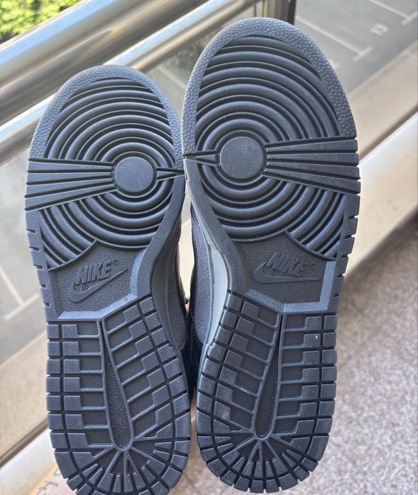 Nike Dump Low Black roses