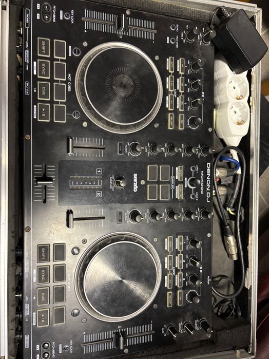 Denon mc4000 DJ контролер