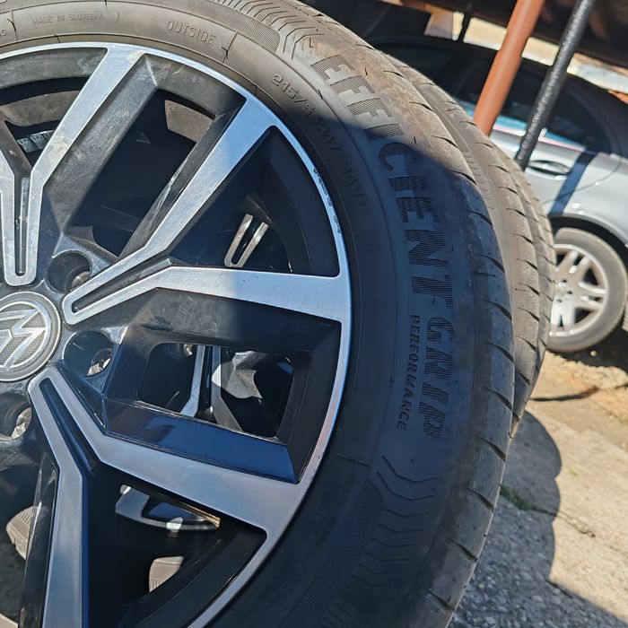 215 55 17 Летни гуми Goodyear Efficient Grip Performance