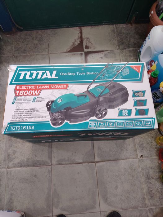 Електрическа косачка TOTAL, 1600 W, 380 мм, контейнер 45л