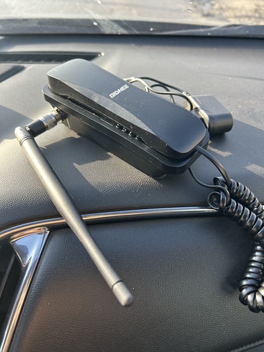 Gionee GT70 GSM stol telefoni