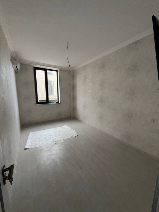 Срочно продается 1 комнатная квартира новостройка бектемирском районе