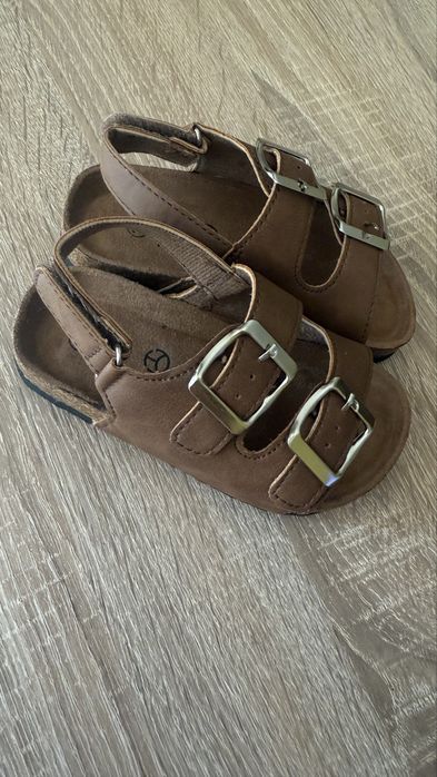 Детски сандали за момче