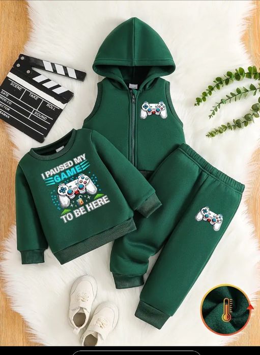 Новый детский костюм тройка