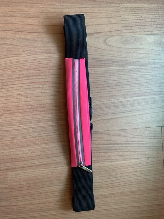 Малка раница и спортна чантичка за кръст