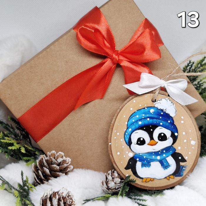 Коледни рисувани играчки