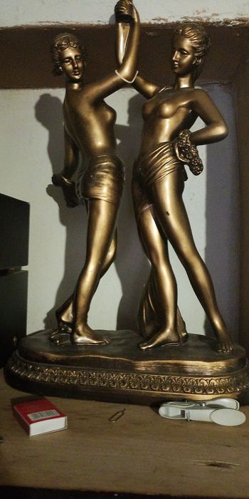 Гаражна разпродажба