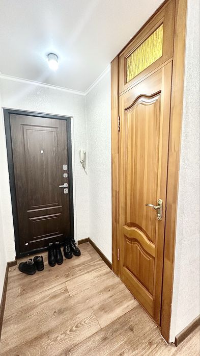 Продам 2-х комнатную квартиру в городе !