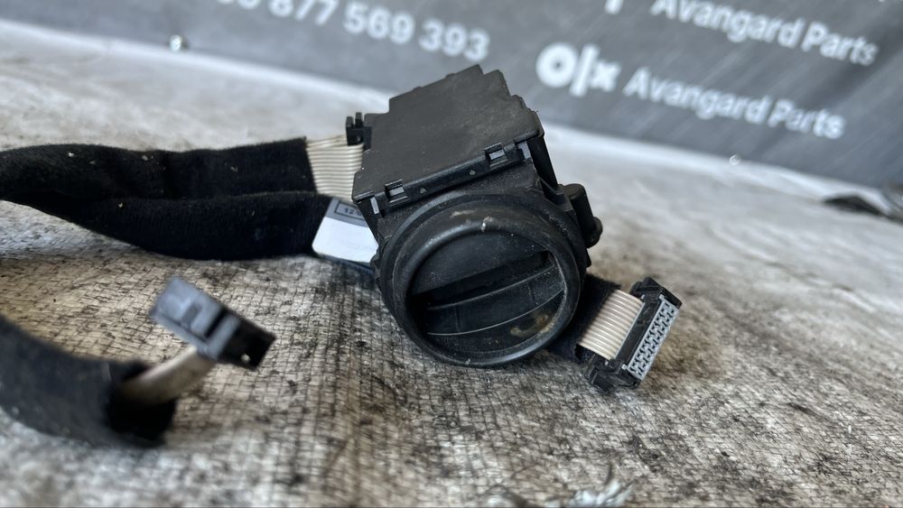 BMW 5 E60/E61 2005 гнездо за ключ