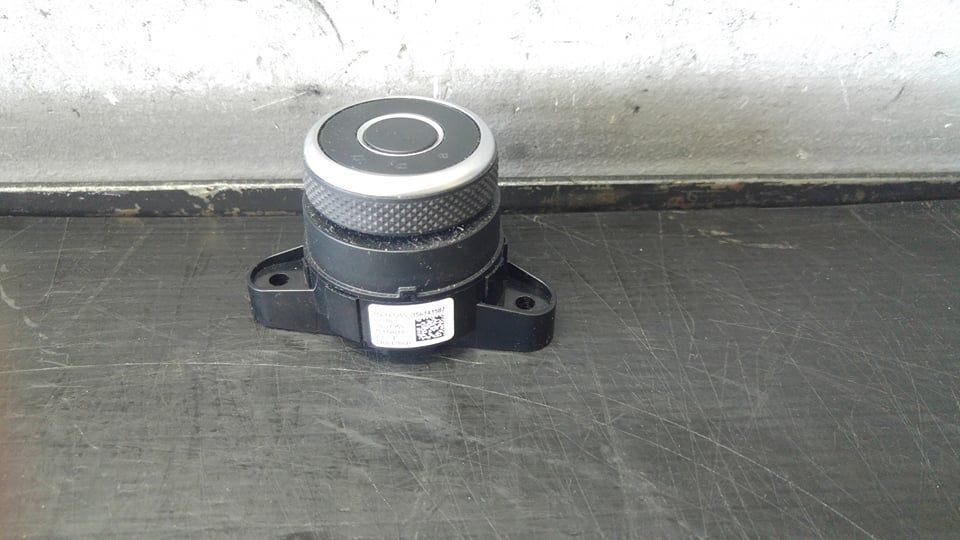 Buton reglaj tren rulare alfa romeo giulia 952