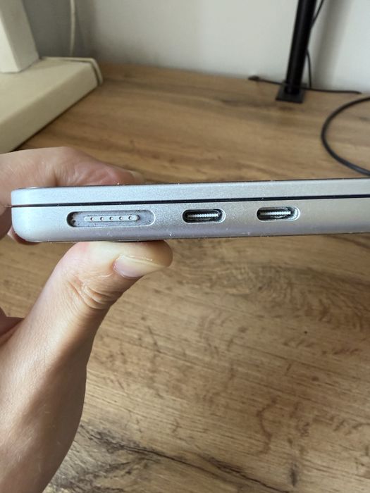 Macbook Air 13 M3 16 512