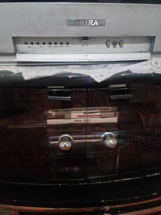 Телевизор хороший состояние