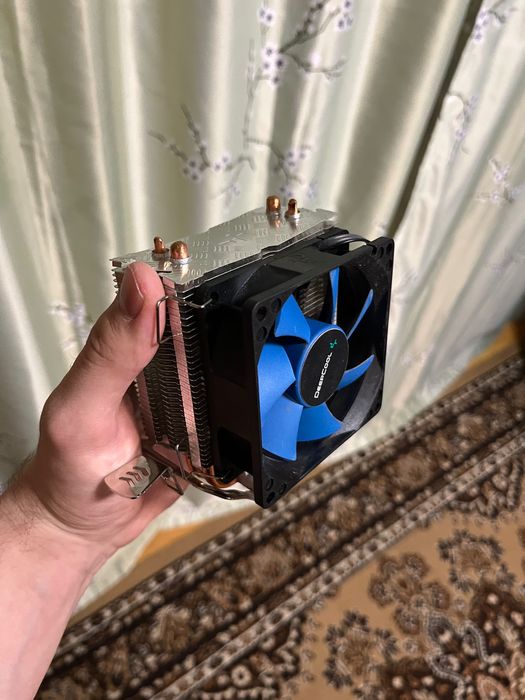 Башенный кулер deepcool на 2 трубки