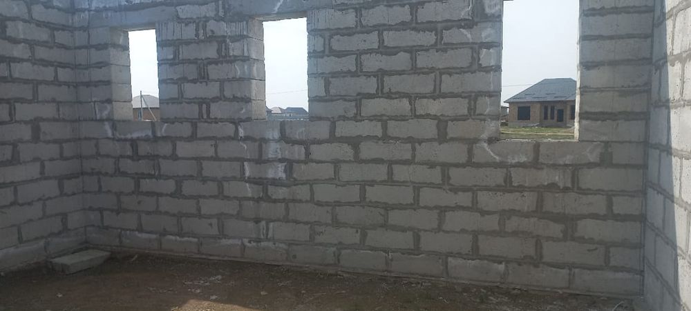 Үй сатылады 12*12.60 салынған чернавой түрде