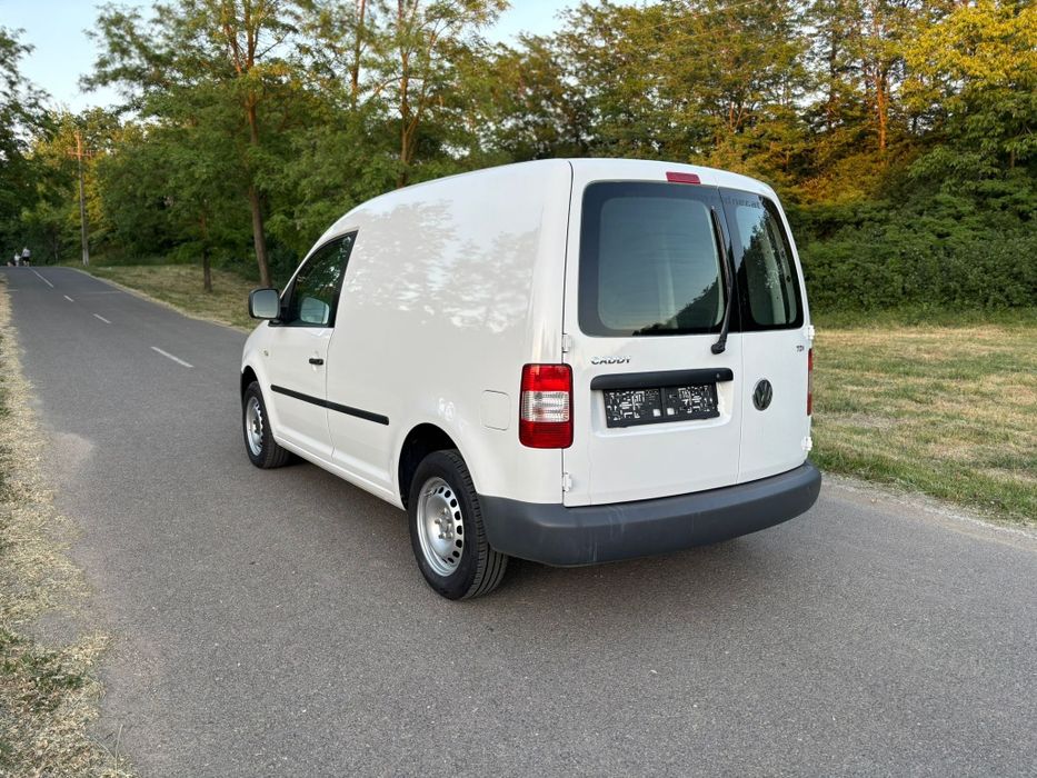 Vw Caddy 1.9 Diesel BLS / 2010 / AC