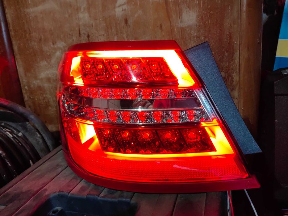 Стоп Mercedes W212 E-Classa LED ляв седан/ Стоп Мерцедес W212