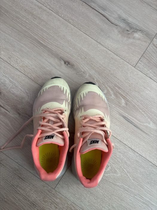 Обувки Nike , номер 35,5