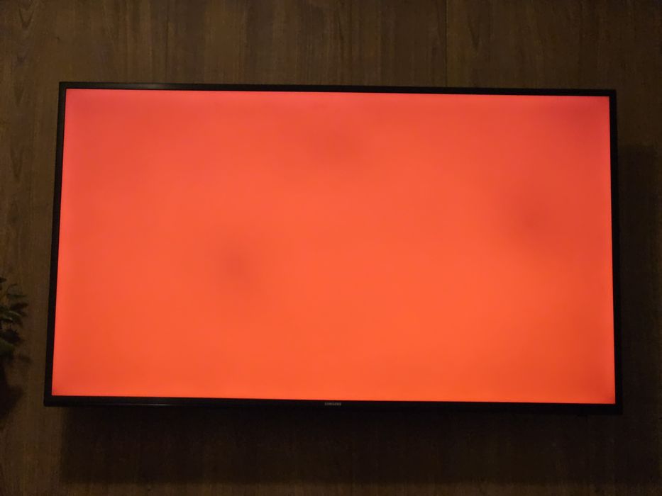 Телевизор Samsung LED 48" 48JU6000 + XIAOMI BOX 4K