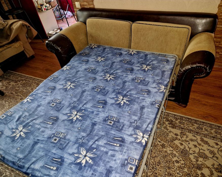 Диван, мини диван и кресло