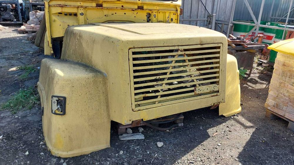 Masca fata camion Roman cu bot american prototip expozitie de epoca