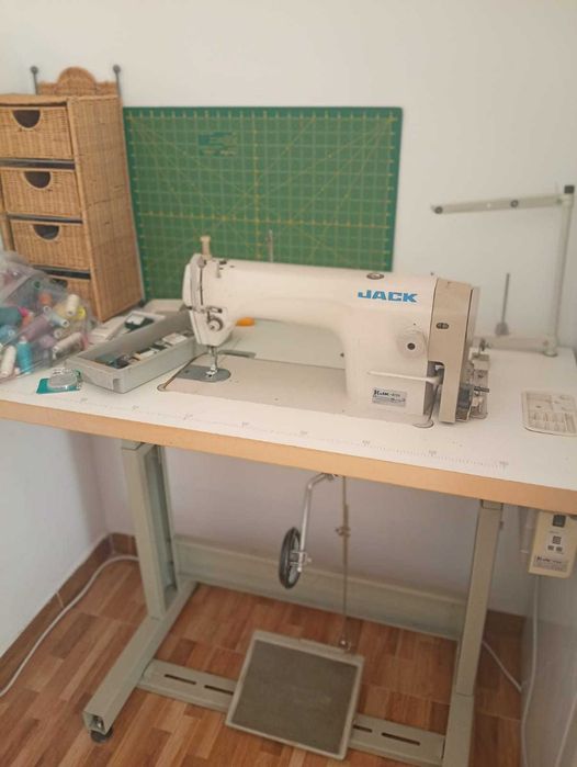 REZERVATA Mașină de cusut Jack liniară + motor servo economic 550W + accesorii