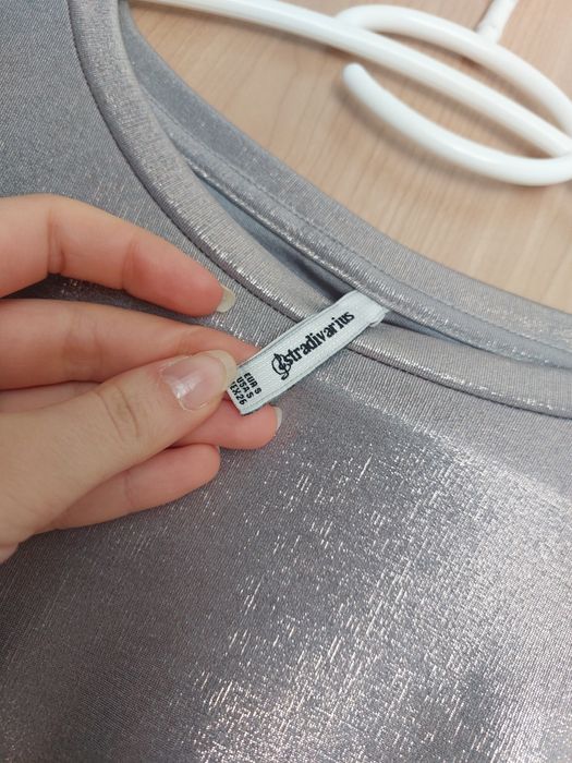 Bluzita aurie Stradivarius