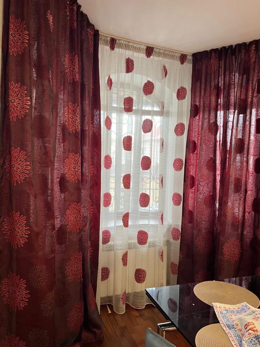 Продам шторы в отличном состоянии