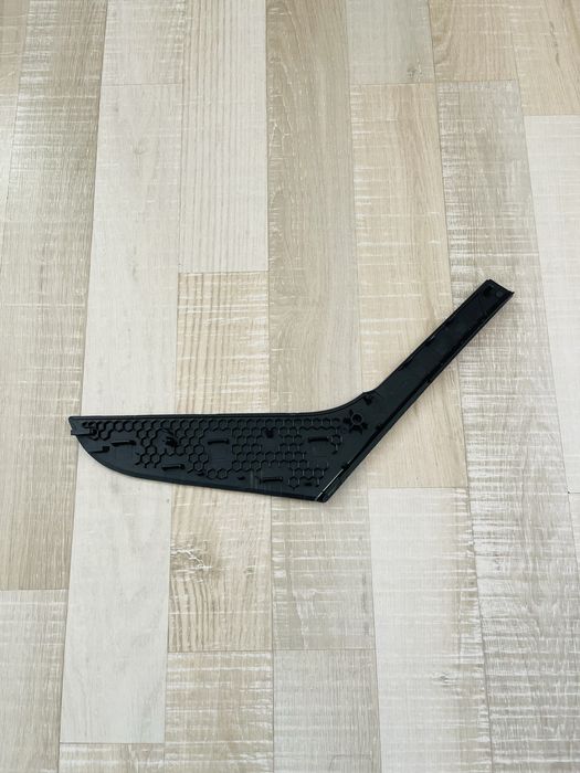 Лайсни за дръжки на кори врати за Golf 6