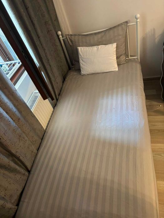 2 paturi de 90×200 cm cu saltele