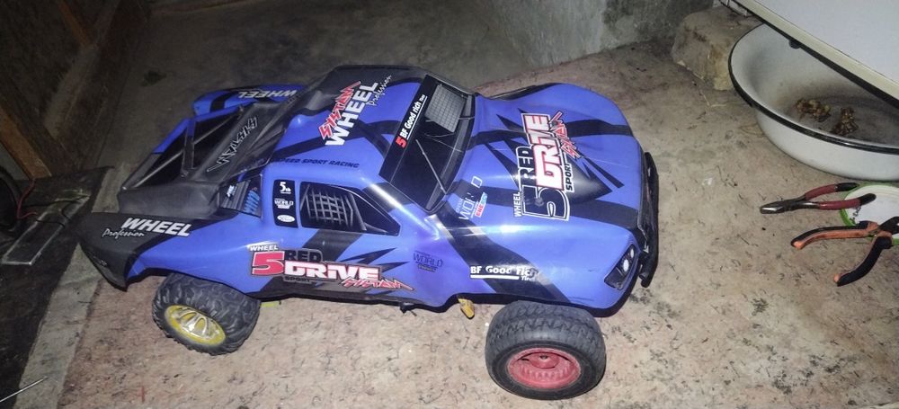 Slash 1/10madel rabochiy